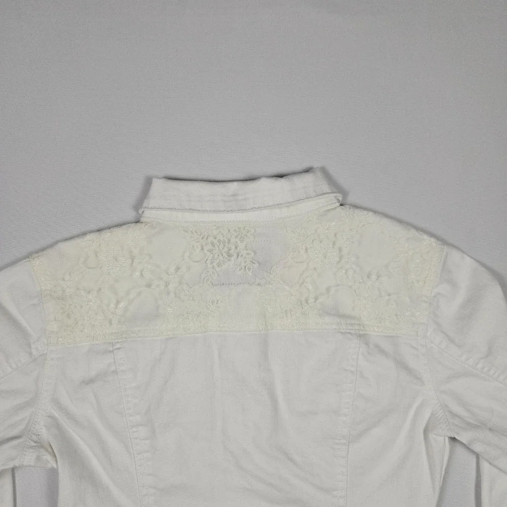 Daytrip White Denim Jacket M Rhinestone Lace Back‎ Trucker Western Glam Coquette